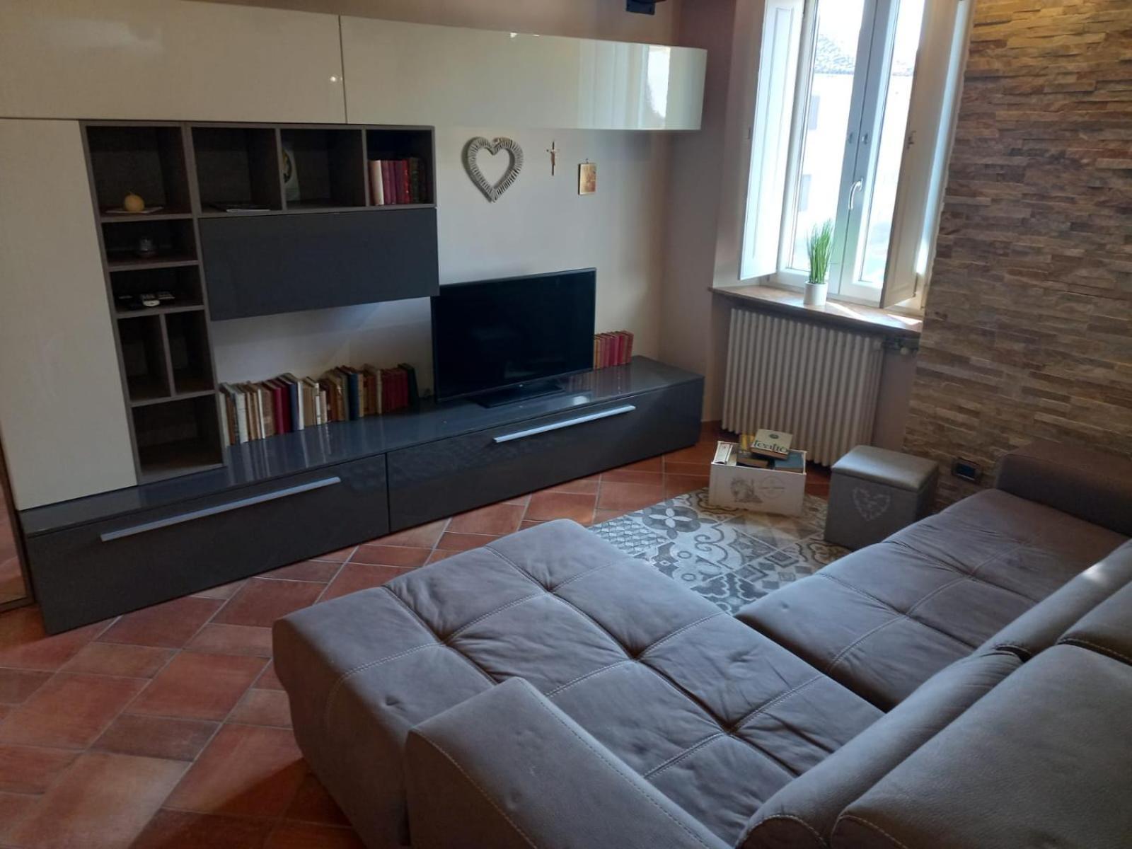 Antico Vicolo-Appartamento Martina Vercelli Bagian luar foto